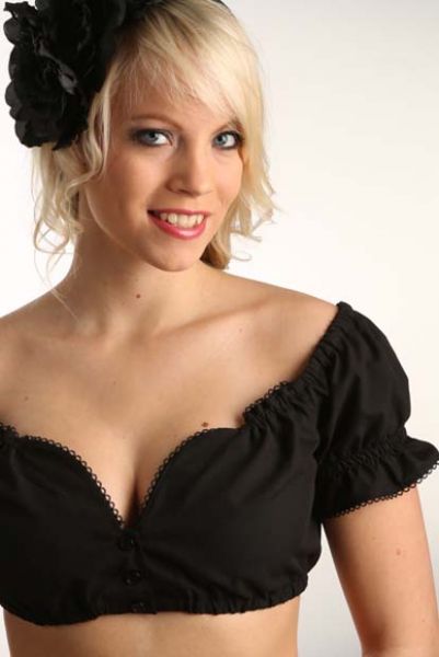 Dirndlbluse Fabienne schwarz Carmenstil Fuchs